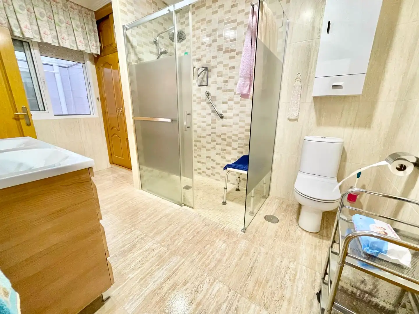 Bany de Casa o xalet de lloguer en Los Alcázares amb Aire condicionat, Moblat i Rentadora