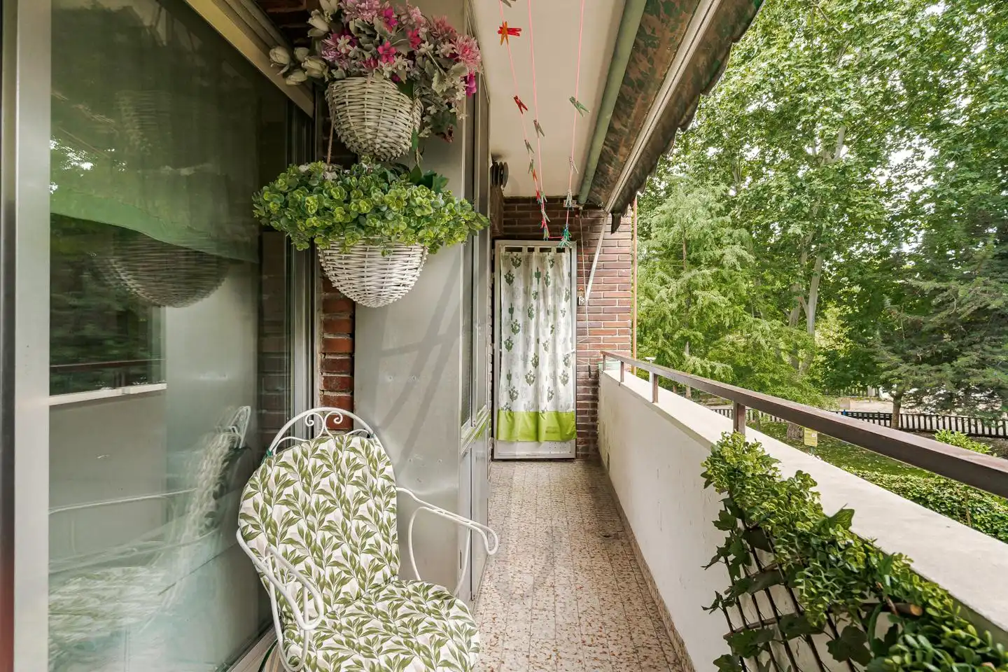 Balcony of Flat for sale in San Sebastián de los Reyes  with Heating, Parquet flooring and Terrace