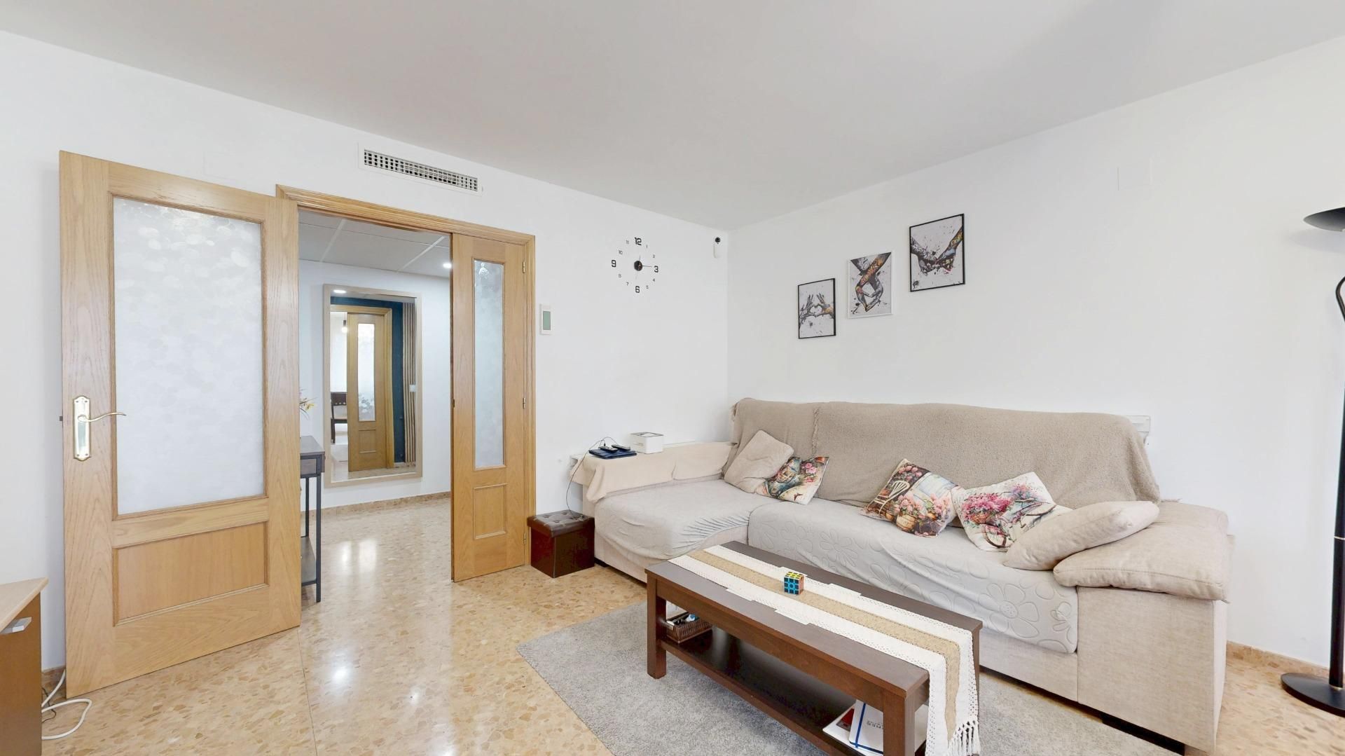 Living room of Flat for sale in Castellón de la Plana / Castelló de la Plana  with Air Conditioner, Heating and Storage room