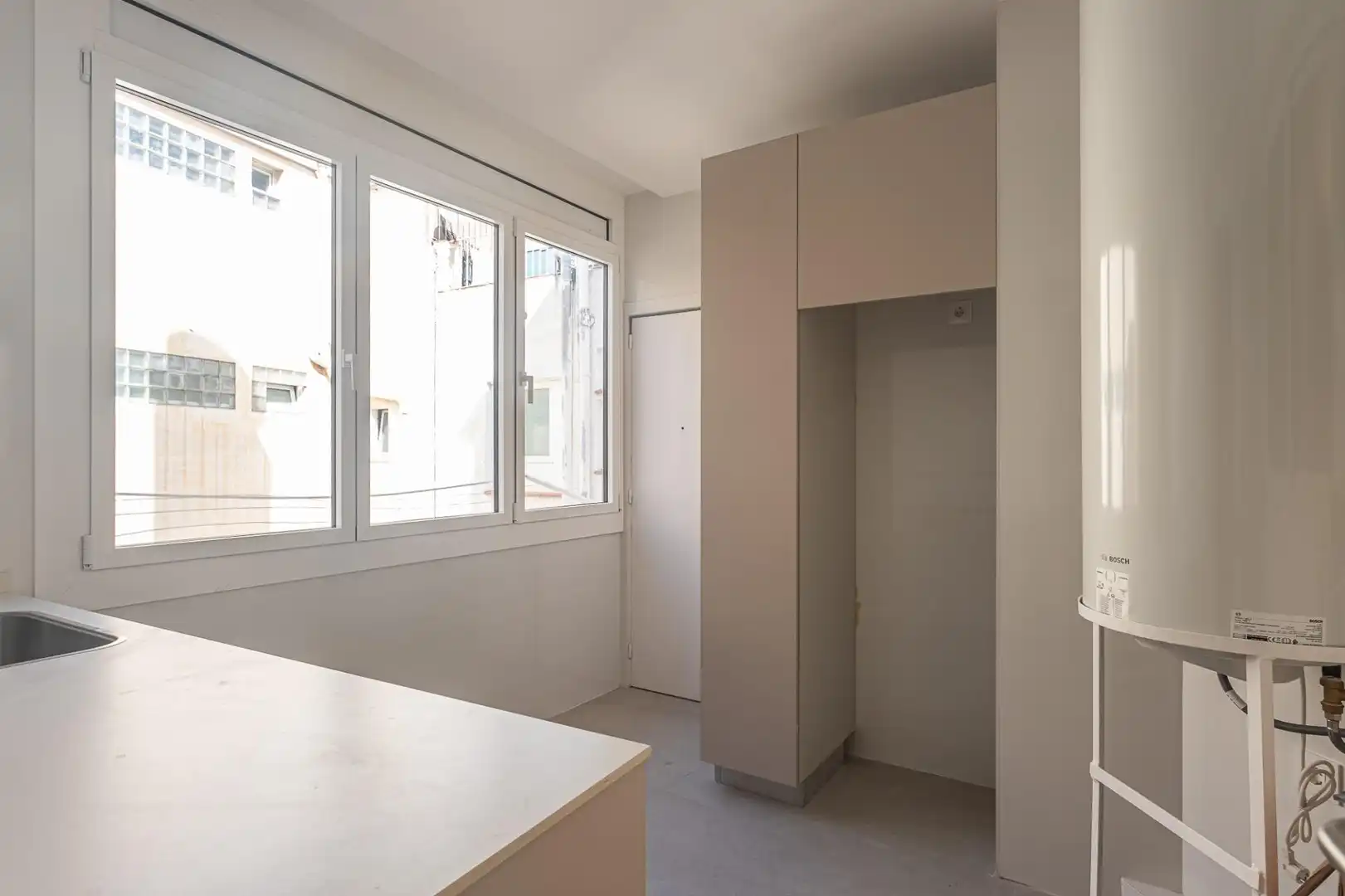 Dormitori de Àtic de lloguer en Barcelona amb Aire condicionat, Calefacció i Parquet