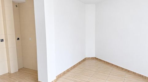 Foto 2 de Apartamento en venta en Calle Galileo, 24, Centro, Almería Capital