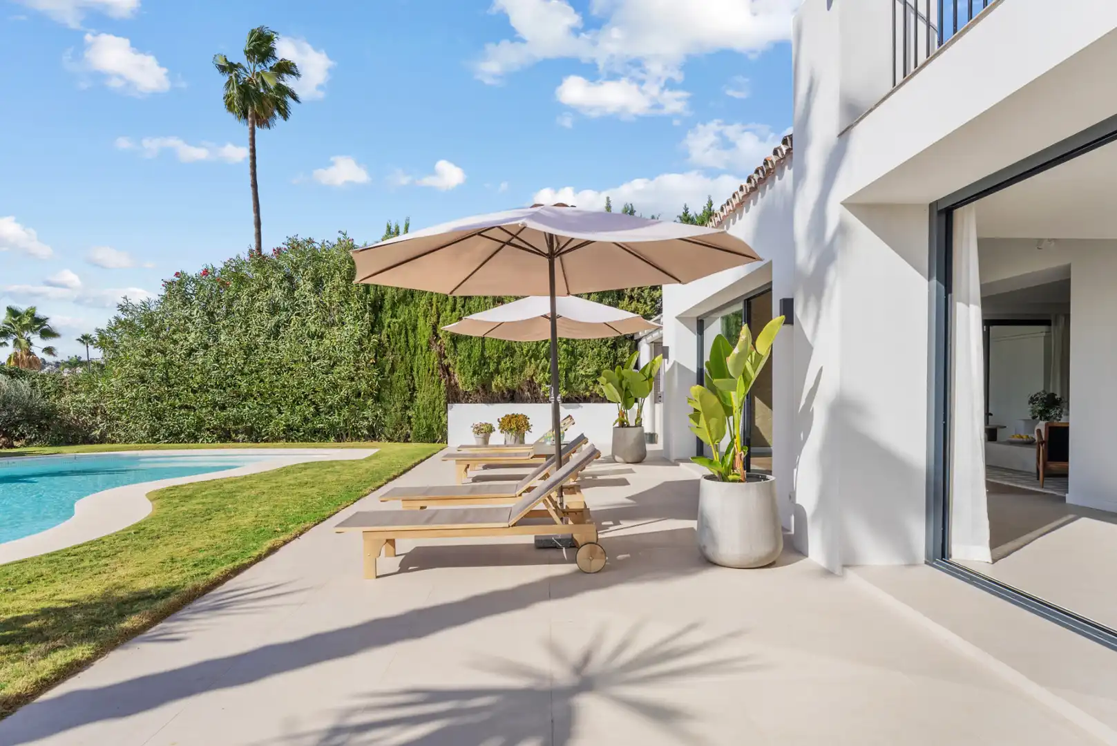 Villa mit Pool zum Verkauf in Nueva Andalucía, imagen 5