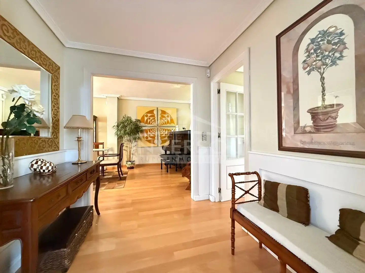 Sala de estar de Ático en venta en El Ejido con Aire acondicionado, Calefacción y Parquet