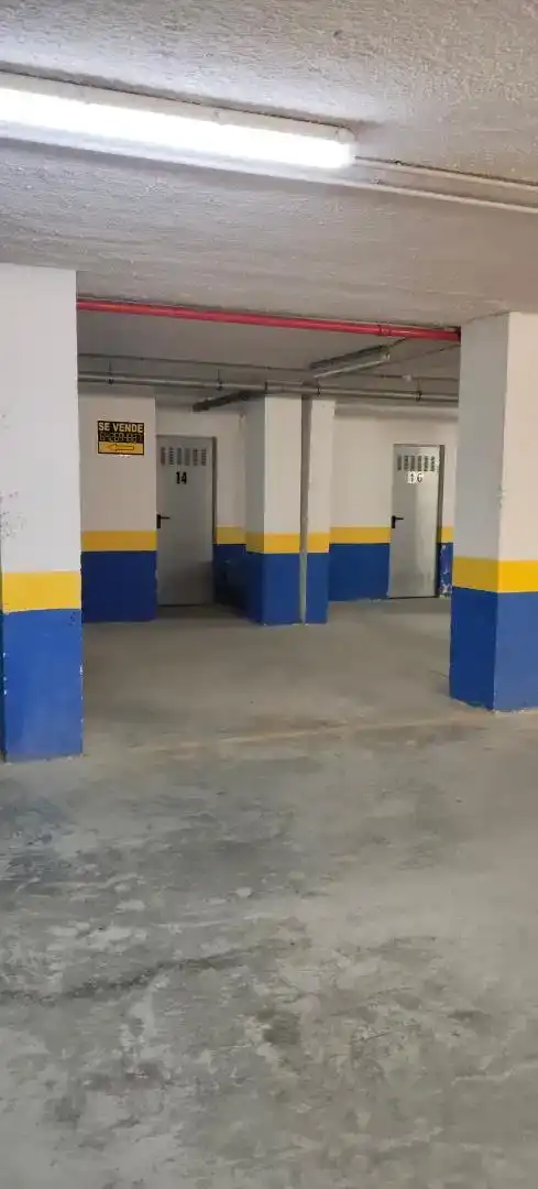 Aparcament de Garatge en venda en El Campello