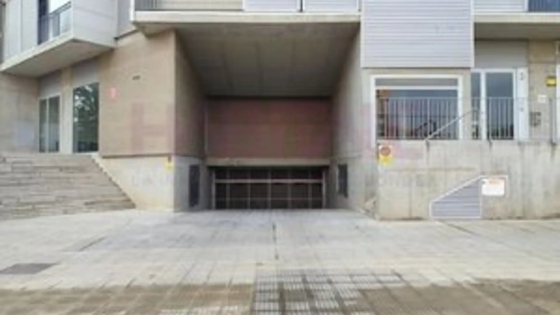 Exterior view of Garage for sale in  Zaragoza Capital