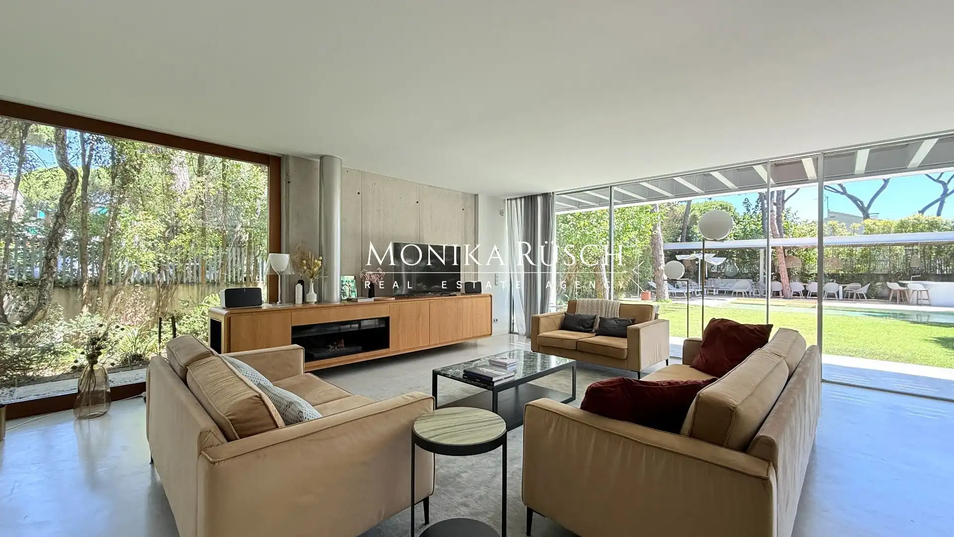 Living room of Houses for rent in Castelldefels  with Air Conditioner, Heating and Private garden