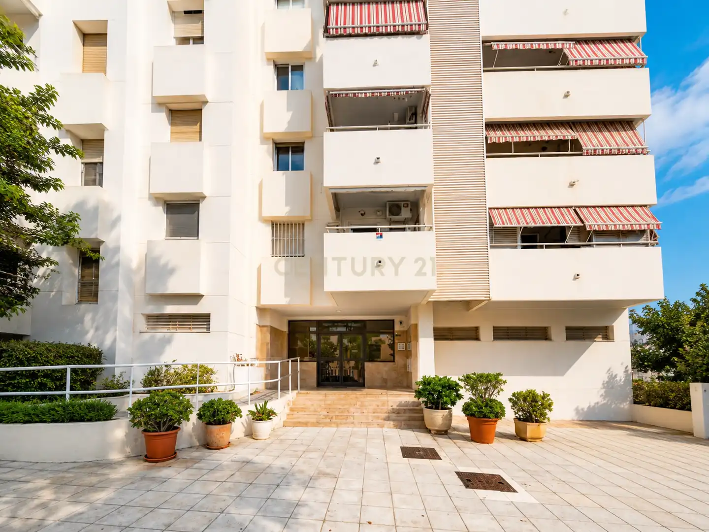Vista exterior de Pis en venda en Benalmádena amb Aire condicionat, Traster i TV