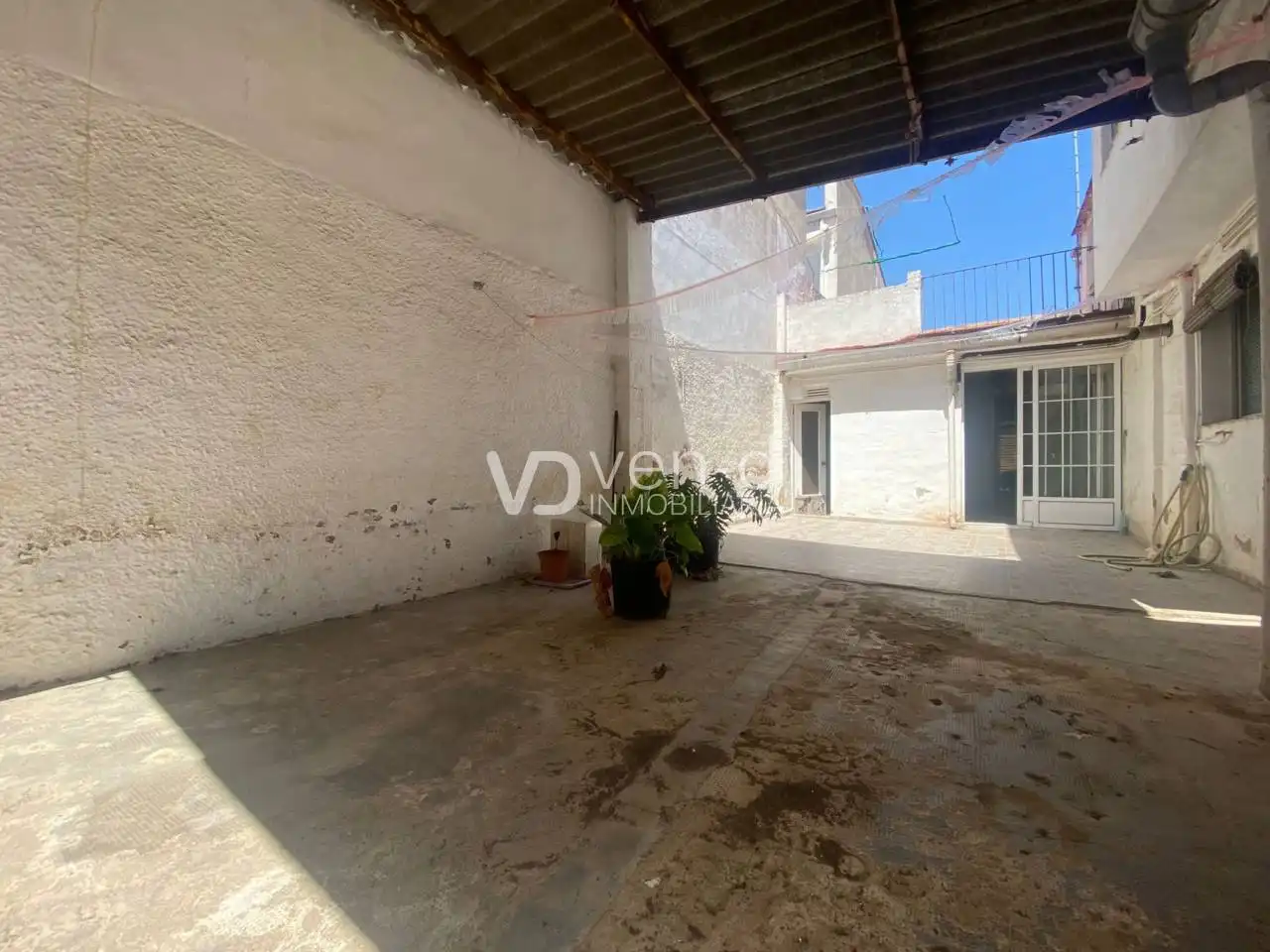 Vista exterior de Casa o xalet en venda en Enguera amb Calefacció, Jardí privat i Terrassa