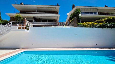 Foto 4 de Casa adosada en venta en Joan Maragall, El Poal, Castelldefels