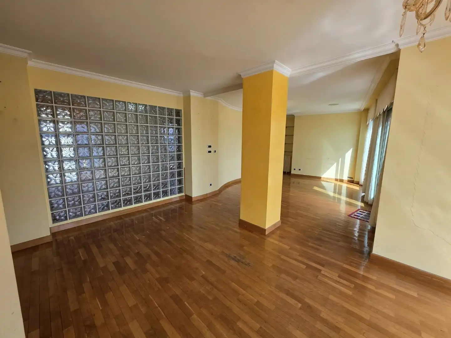 Piso en venta en A Coruña Capital  con Calefacción, Terraza y Trastero