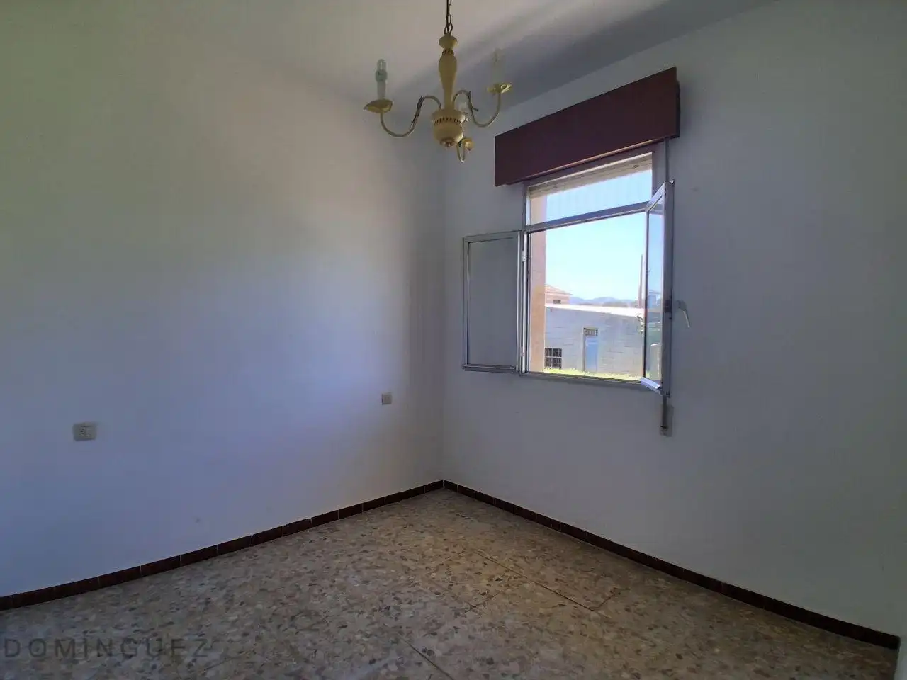 Habitación de Casa o chalet en venta en Vigo  con Calefacción y Jardín privado