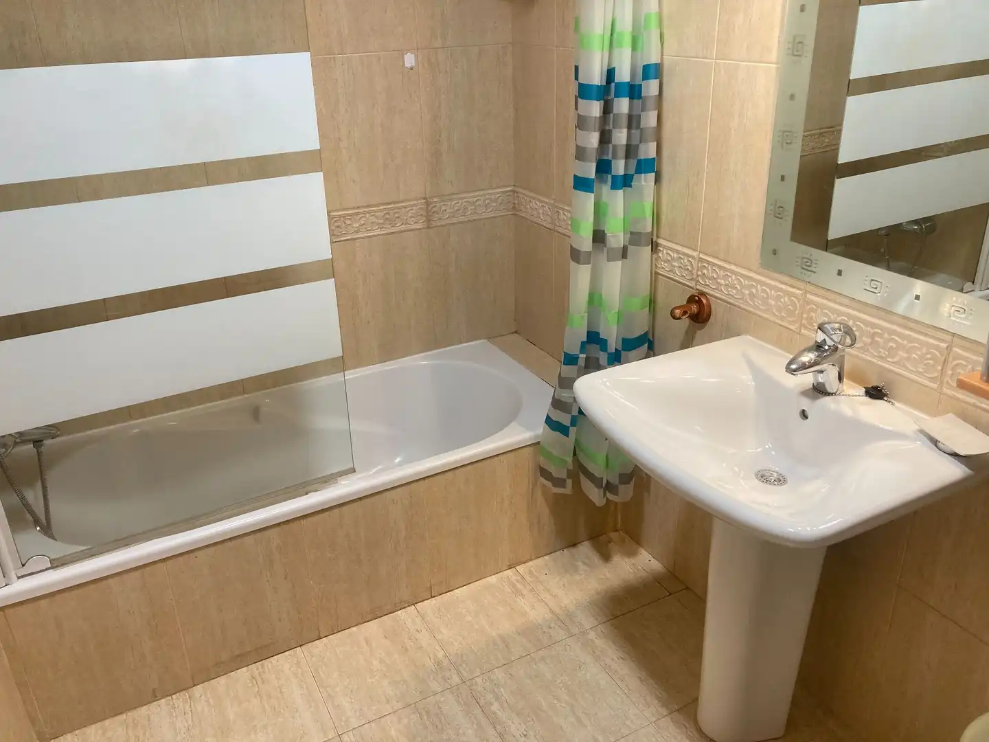 Bathroom of Flat for sale in Roquetas de Mar  with Air Conditioner, Terrace and Swimming Pool