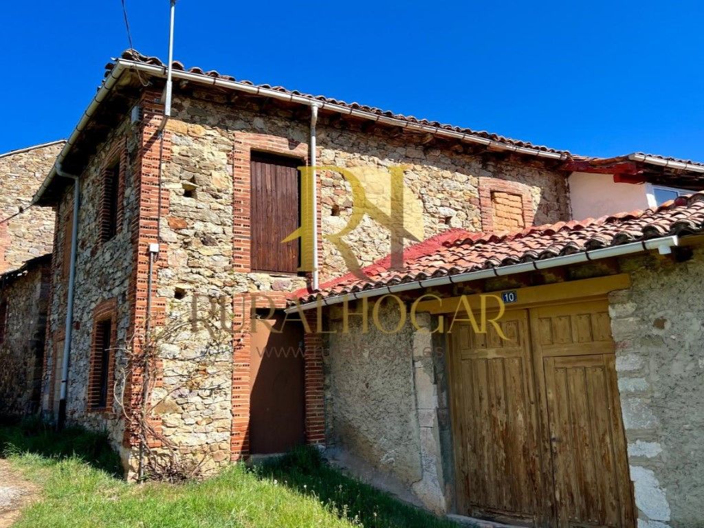 Casa o xalet en venda a Matallana de Torío