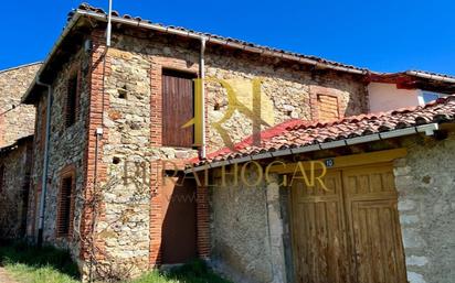 Exterior view of House or chalet for sale in Matallana de Torío