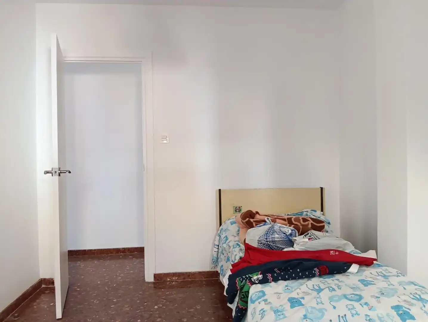 Habitación de Piso de alquiler en Maracena con Calefacción, Terraza y Trastero