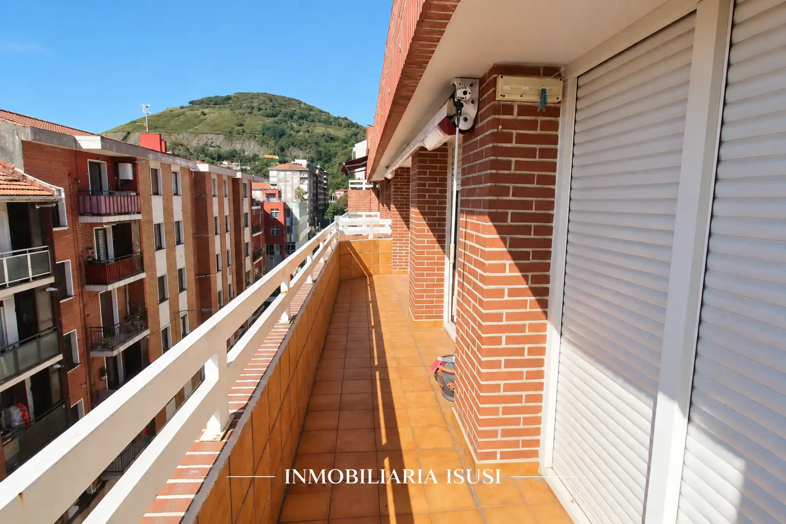Flat for sale in Hermanos Larrarte Kalea, Zona Centro