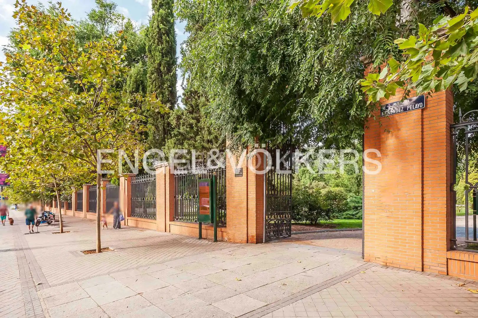Vista exterior de Piso en venta en Madrid con Aire acondicionado y Calefacción