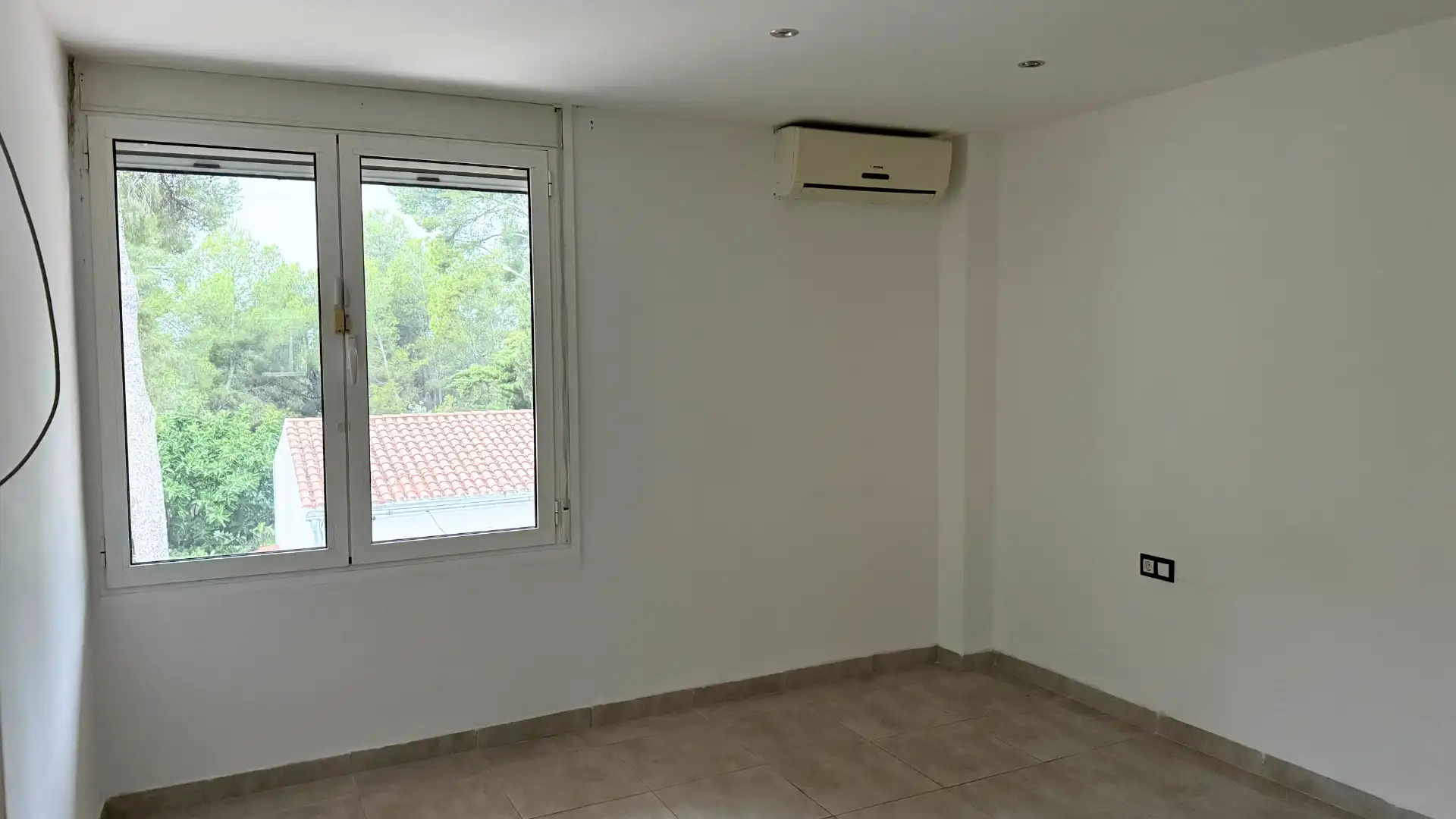 Duplex with garden for sale in Punta de Cavall, imagen 19