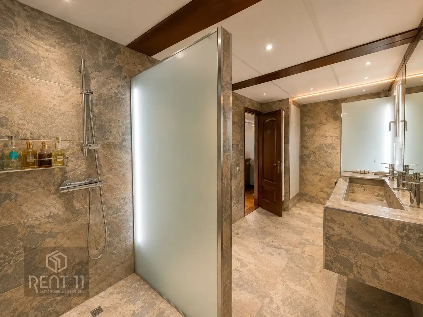 Baño de Casa o chalet en venta en Girona con Aire acondicionado, Calefacción y Trastero