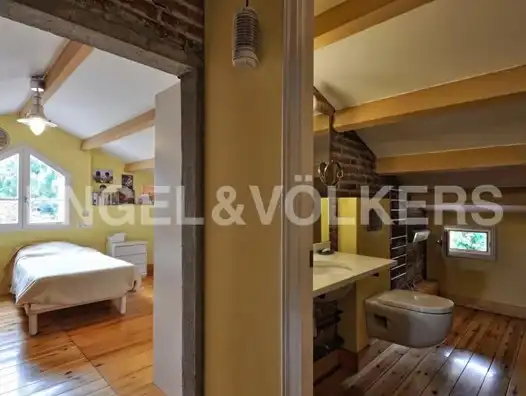 Houses for sale in Mataró  with Air Conditioner, Heating and Private garden