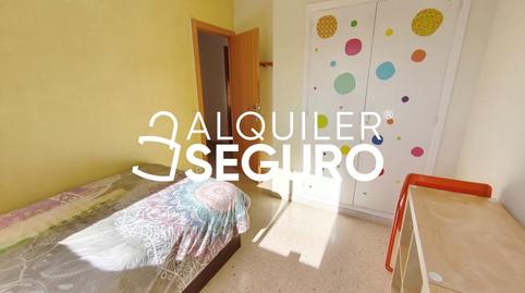 Photo 3 of Flat for rent in Cronista Vicente Martínez Morellá, Juan XXIII, Alicante / Alacant