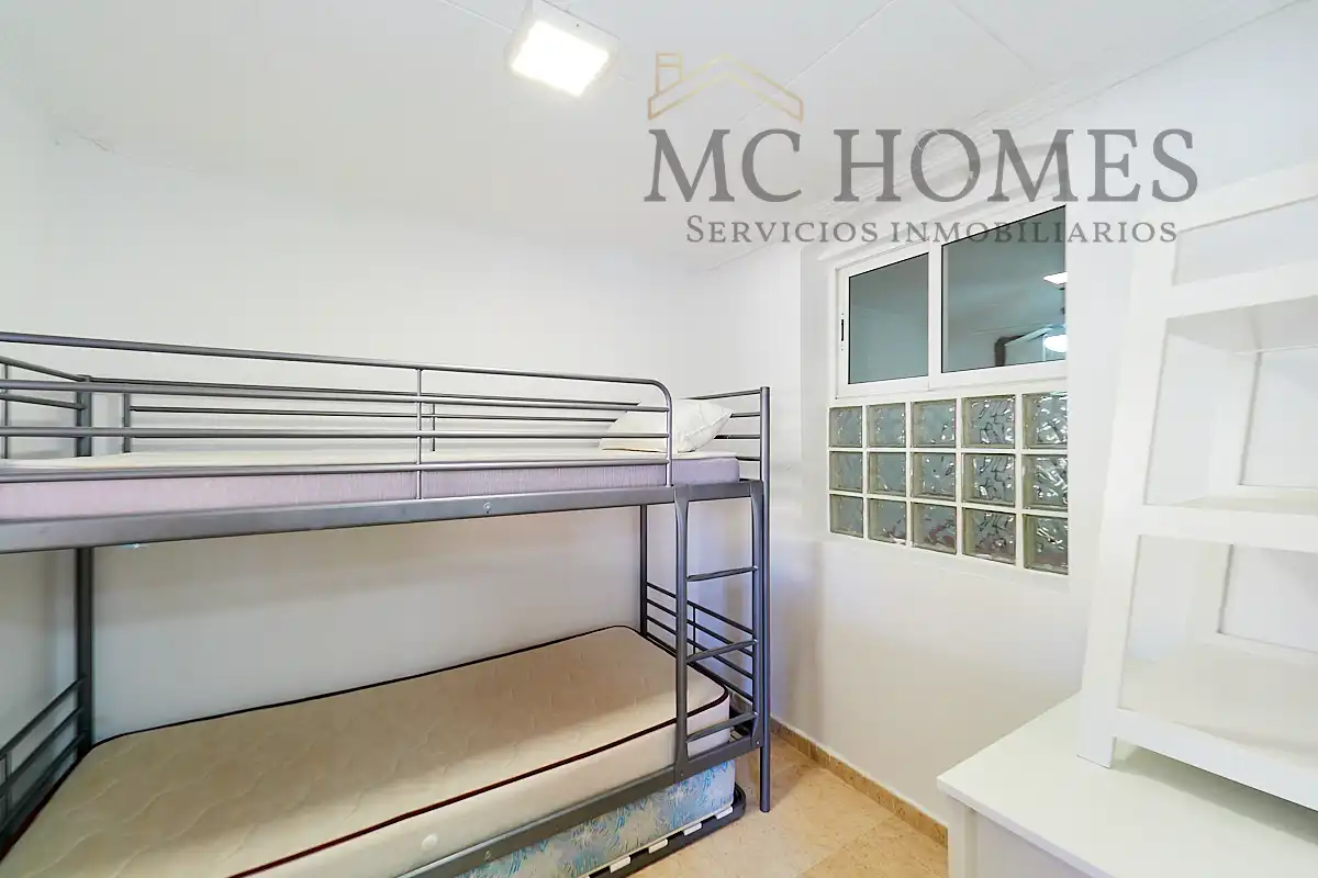 Schlafzimmer von Einfamilien-Reihenhaus zur Miete in San Fulgencio mit Klimaanlage, Möbliert und Waschmaschine