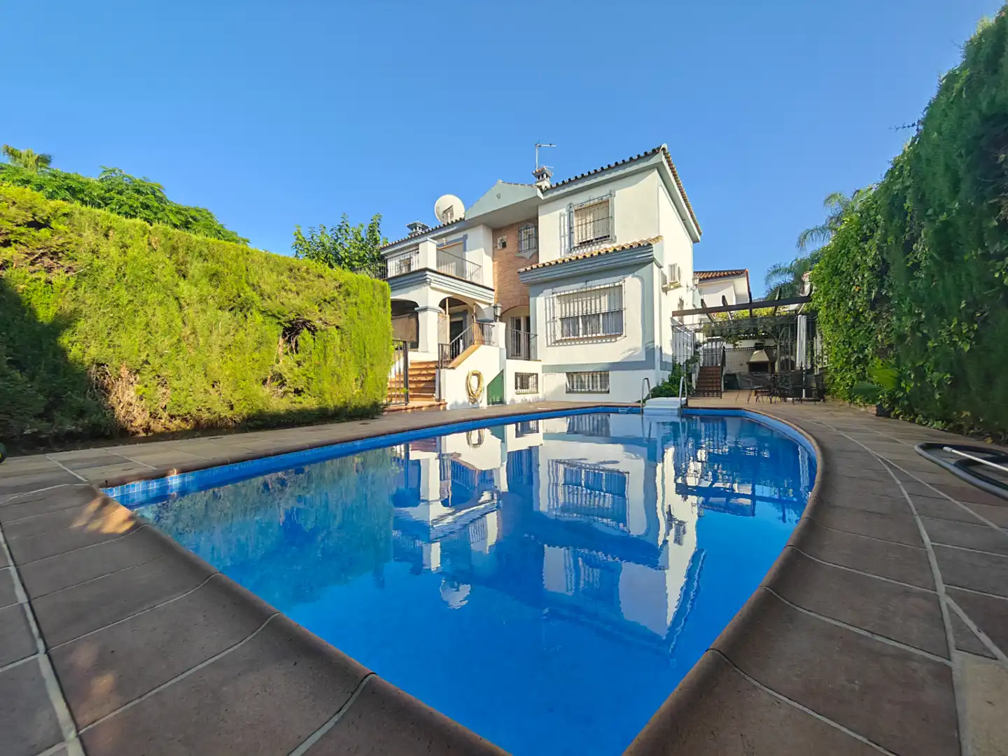 Piscina de Casa o chalet en venta en Alhaurín de la Torre con Aire acondicionado, Calefacción y Jardín privado