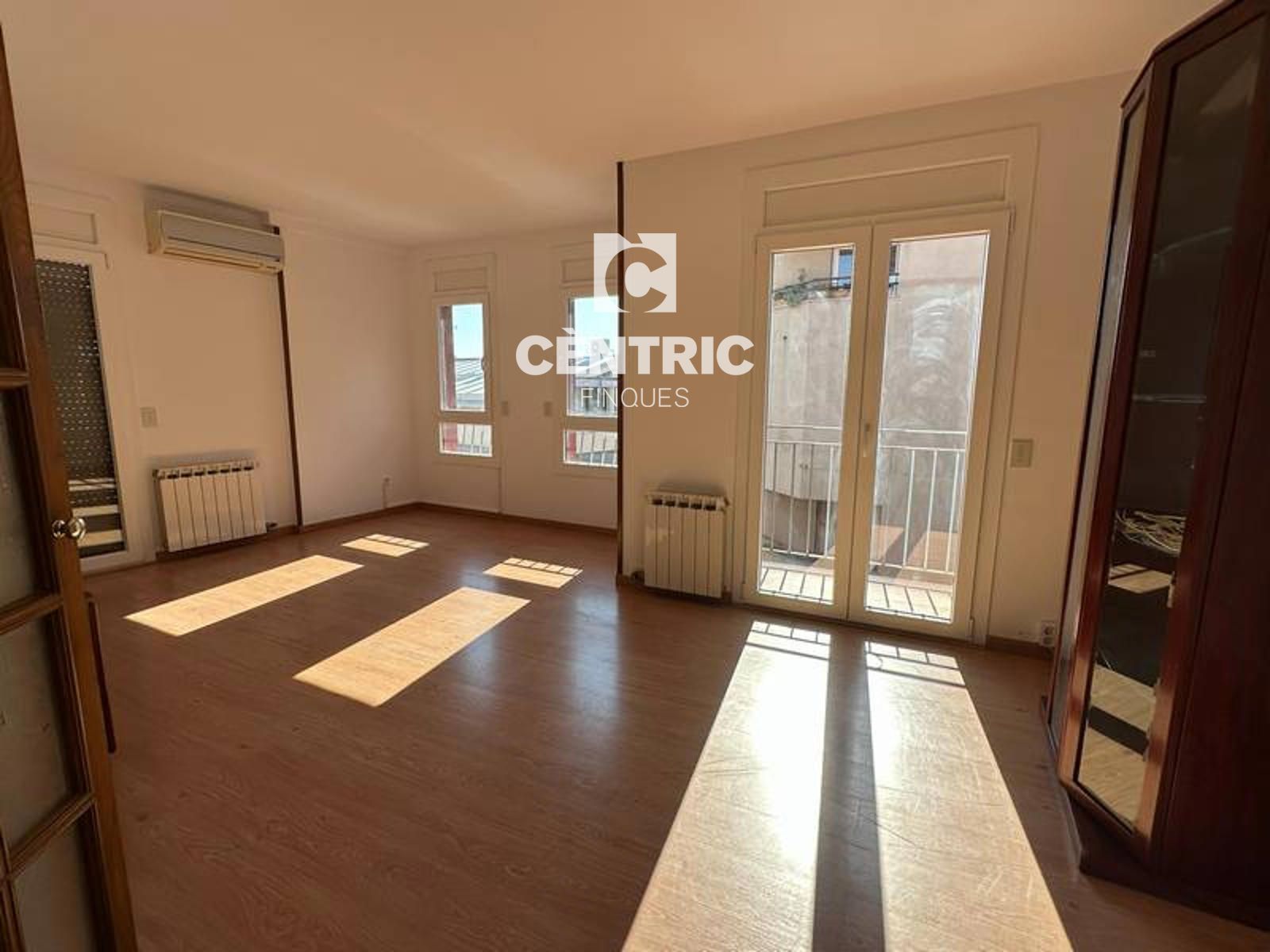 Flat to rent in Terrassa  with Air Conditioner, Heating and Terrace