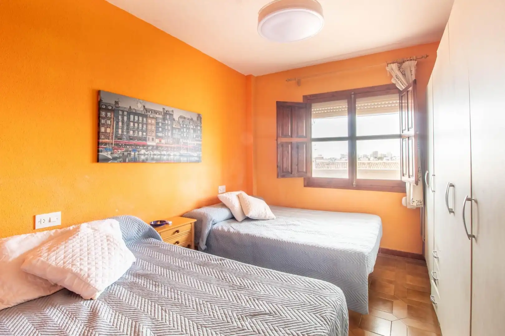 Dormitori de Apartament en venda en Orihuela amb Jardí privat, Terrassa i Moblat