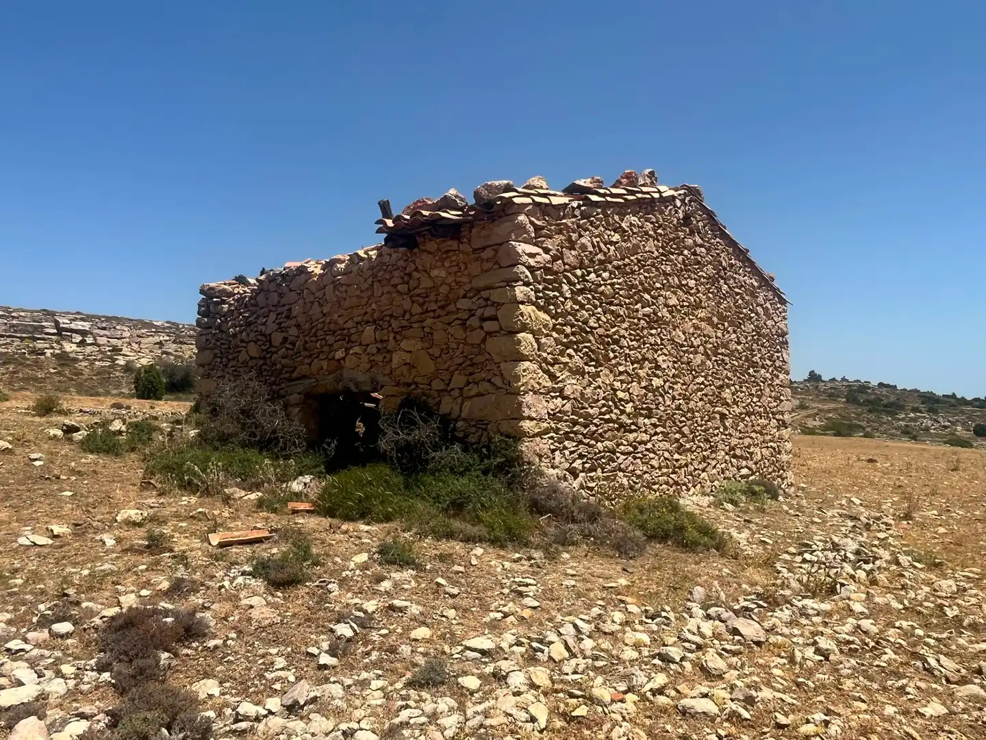 Vista exterior de Terreno en venta en Peñarroya de Tastavins