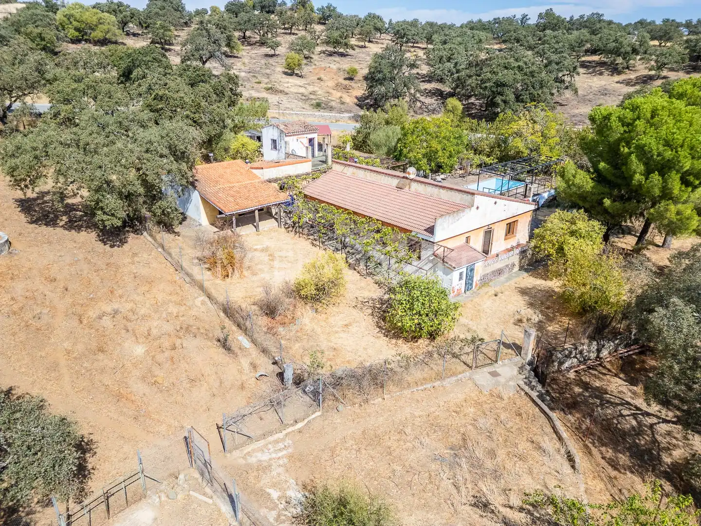 Finca rústica en venta en El Castillo de las Guardas con Calefacción, Jardín privado y Terraza