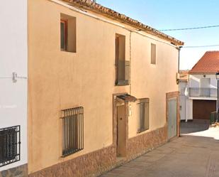 Exterior view of House or chalet for sale in La Calahorra