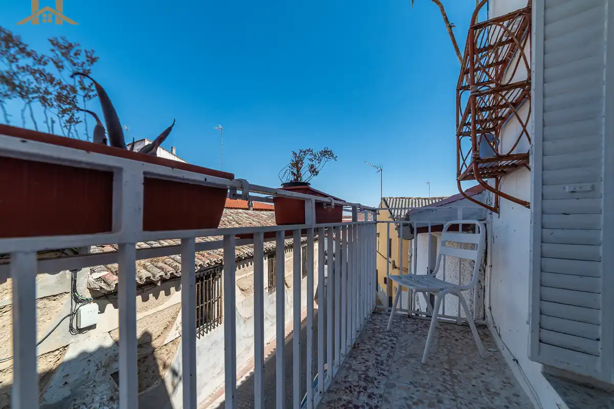 Terrassa de Casa adosada en venda en Carranque amb Calefacció, Forn i Balcó