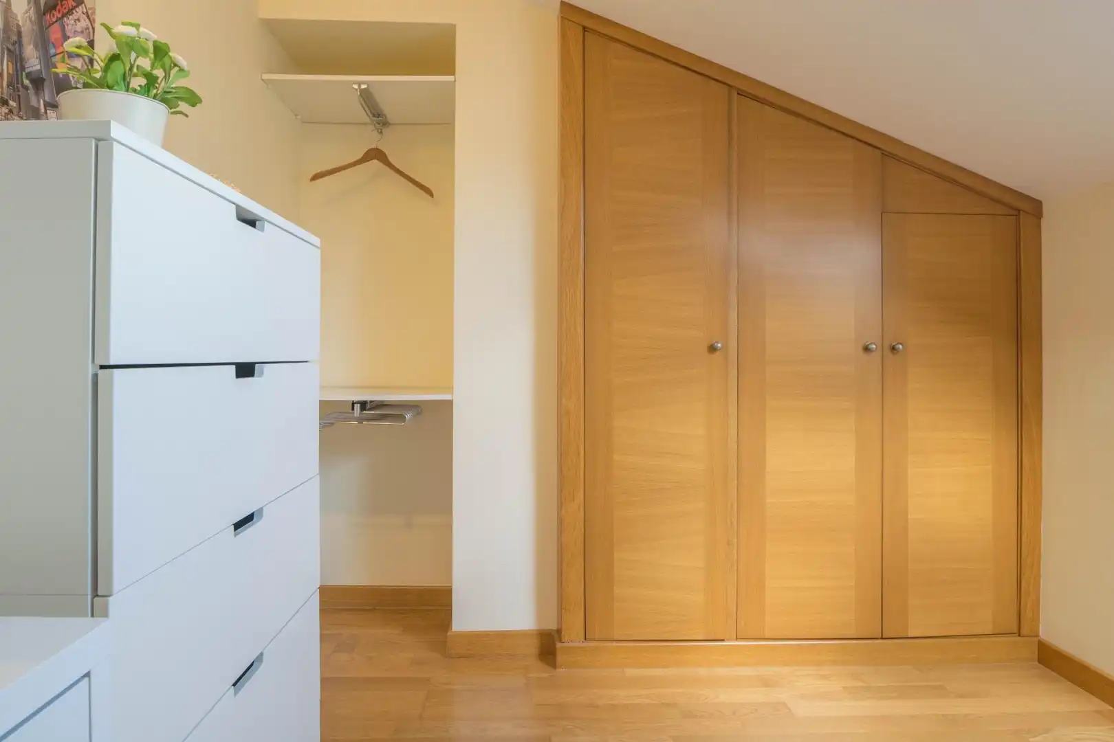 Habitación de Piso en venta en Cambre  con Calefacción y Trastero