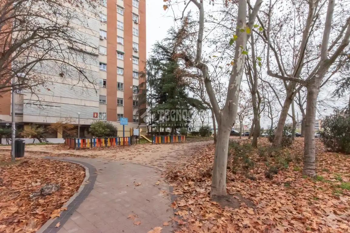 Exterior view of Flat for sale in Madrid  with Air Conditioner, Heating and Parquet flooring