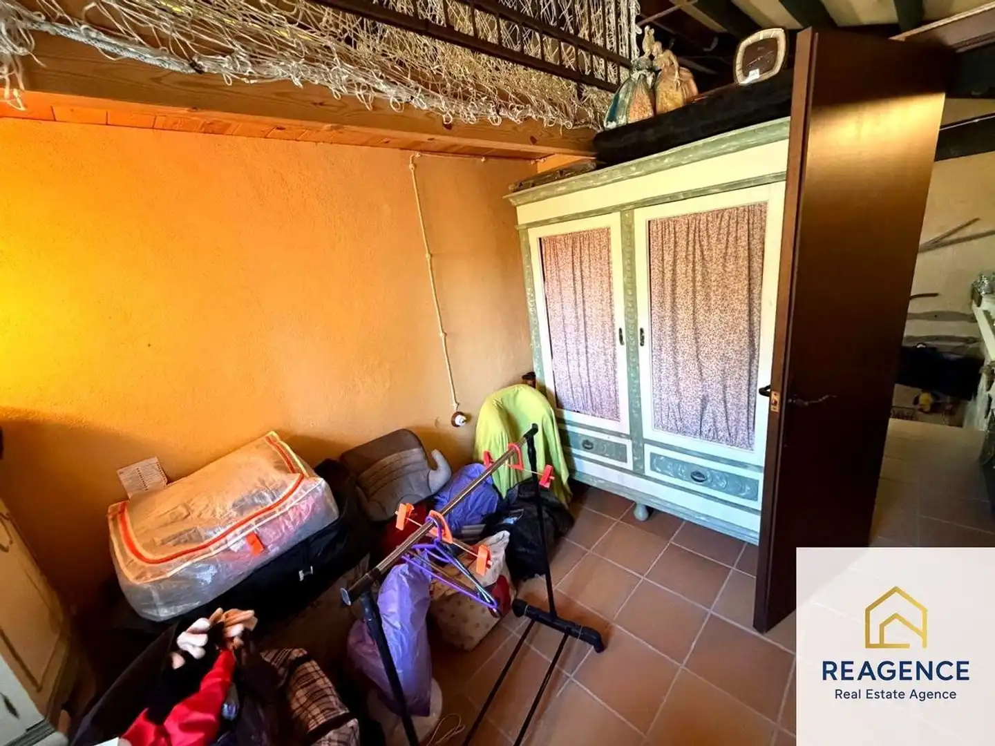 Bedroom of Country homes for sale in Flix, Tarragona
