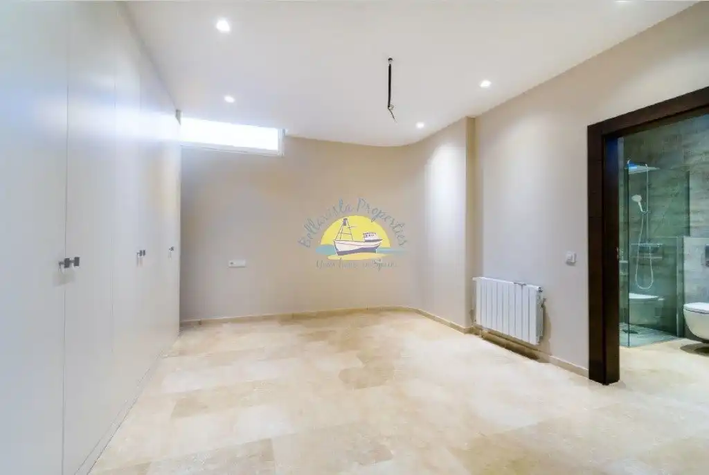 Casa o chalet en venta en L'Alfàs del Pi con Aire acondicionado, Jardín privado y Terraza