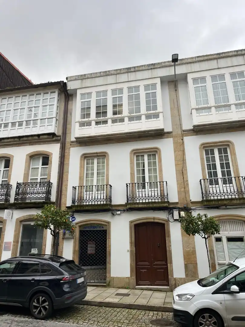 Business premises for sale in Rúa Porta da Vila 11