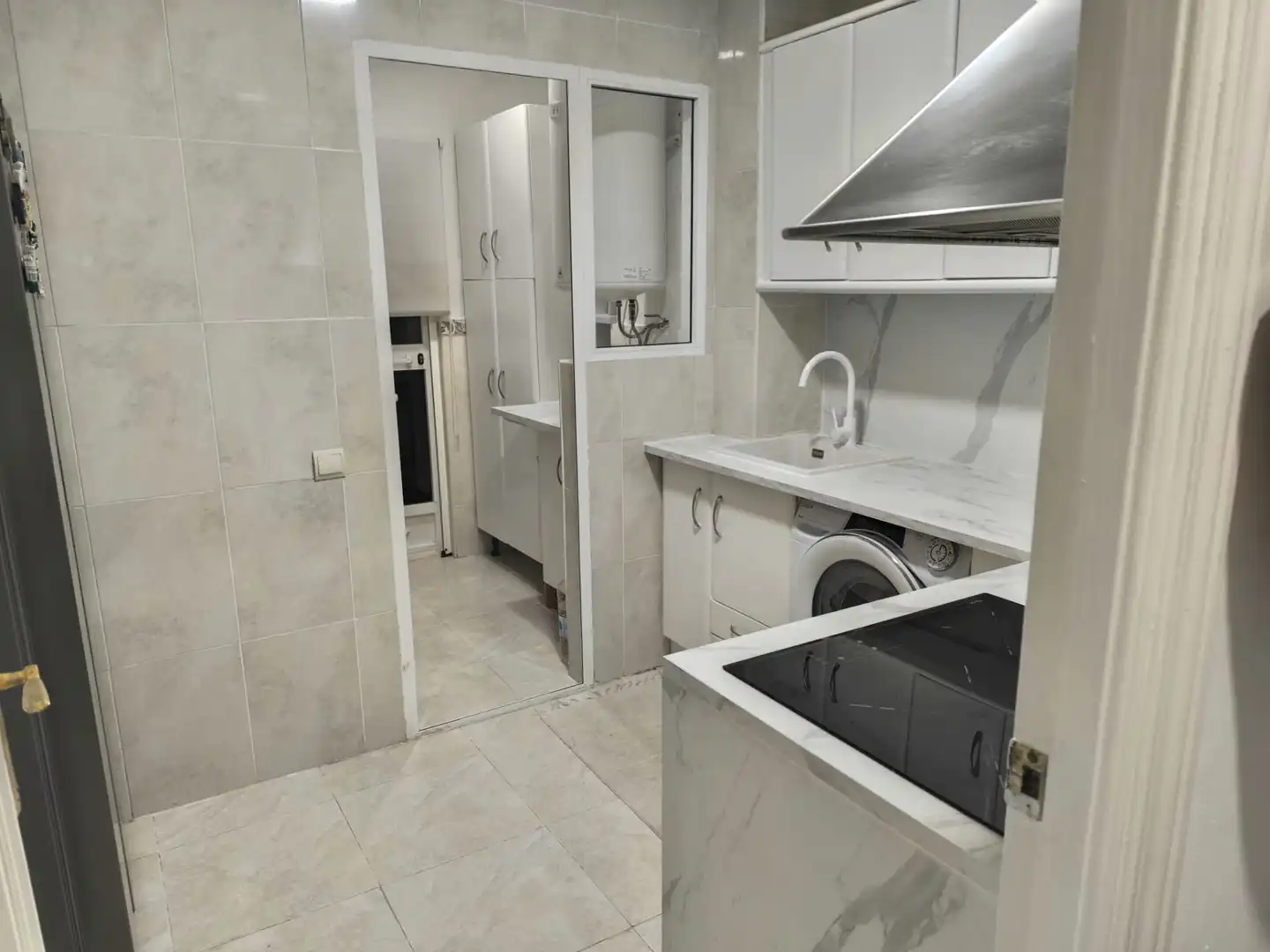 Kitchen of Flat for sale in Marbella  with Terrace, Oven and Washing machine