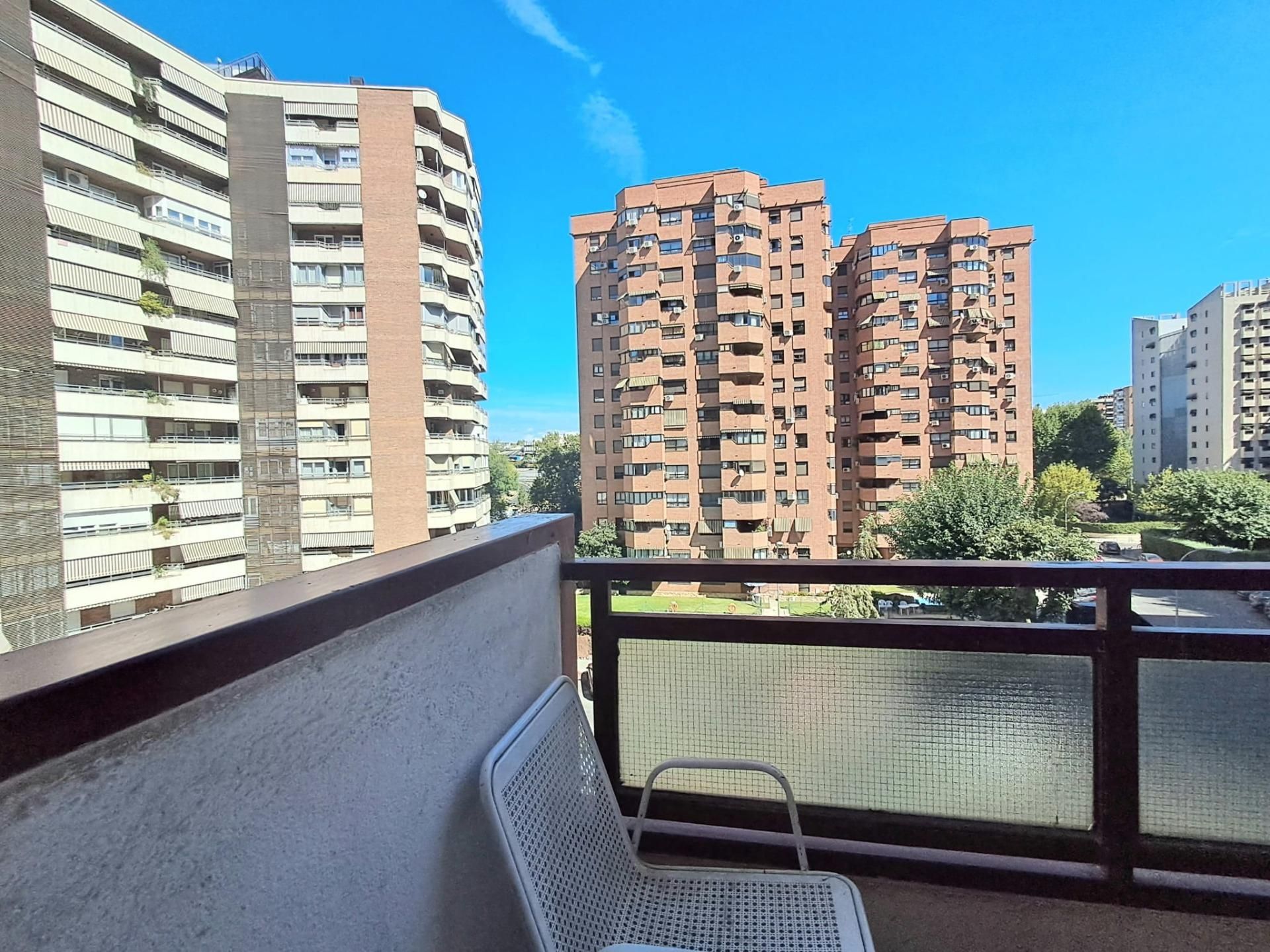 Balcony of Flat for sale in  Madrid Capital  with Heating, Private garden and Terrace