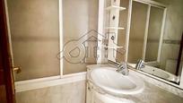 Bathroom of Flat for sale in Coslada  with Air Conditioner and Terrace