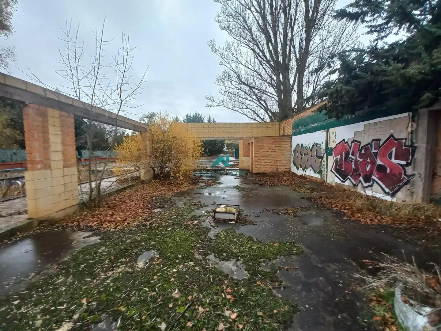 Vista exterior de Edificio en venta en Sarracín