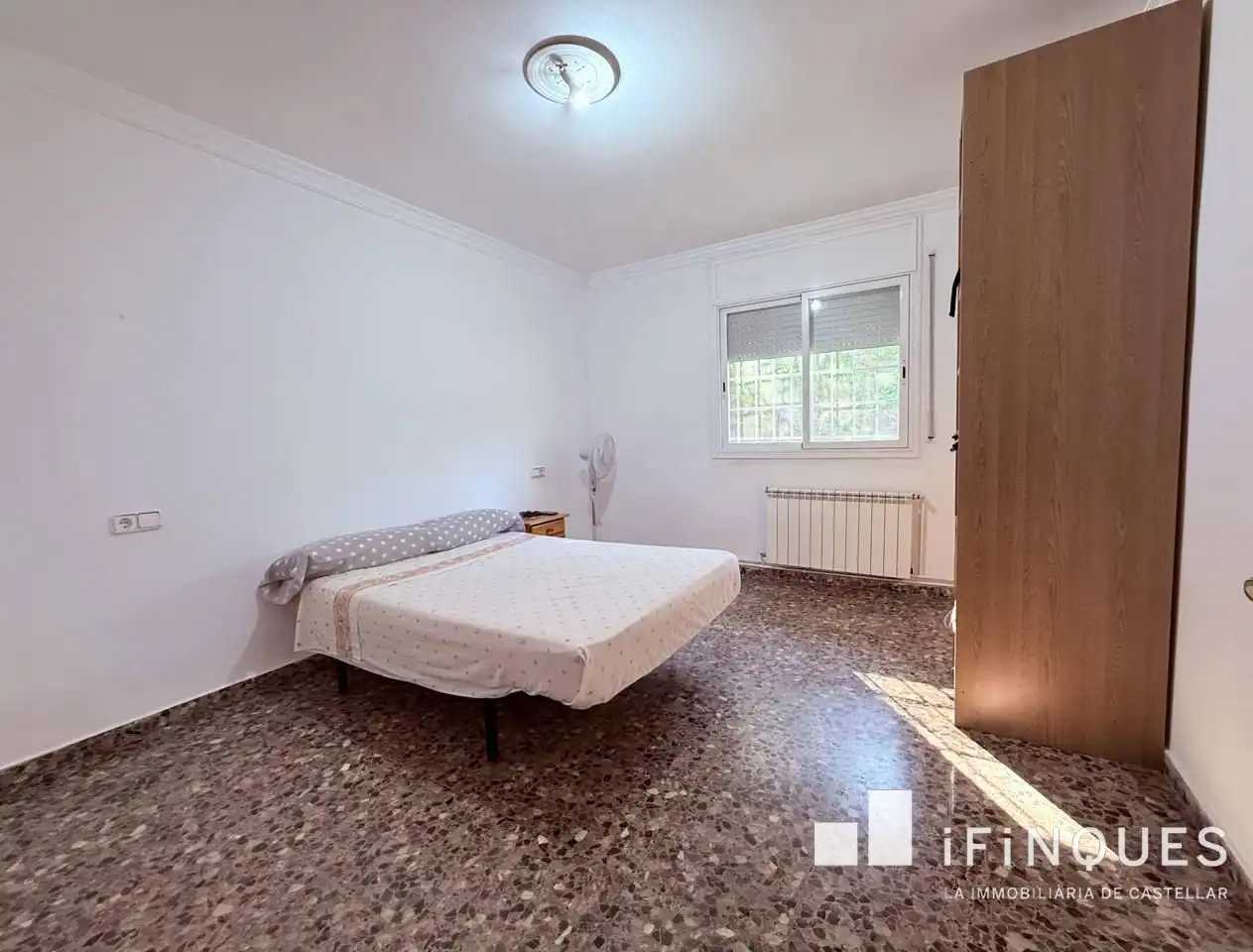 Dormitori de Finca rústica en venda en Castellar del Vallès amb Aire condicionat, Jardí privat i Terrassa