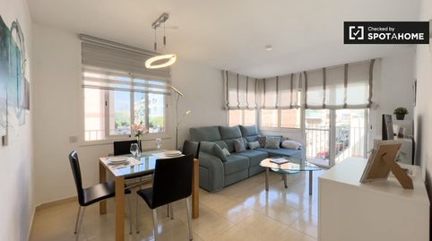 Foto 2 de Habitació a Llefià, Badalona