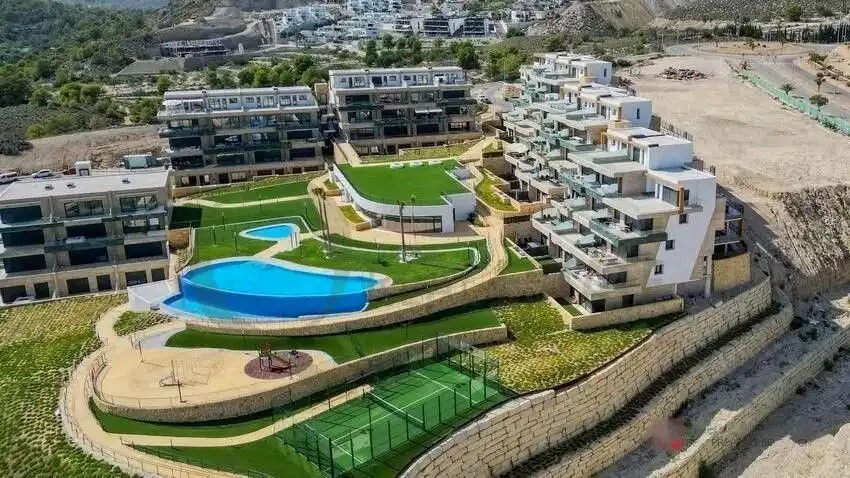 Außenansicht von Wohnung zum Verkauf in Finestrat mit Klimaanlage, Heizung und Privatgarten