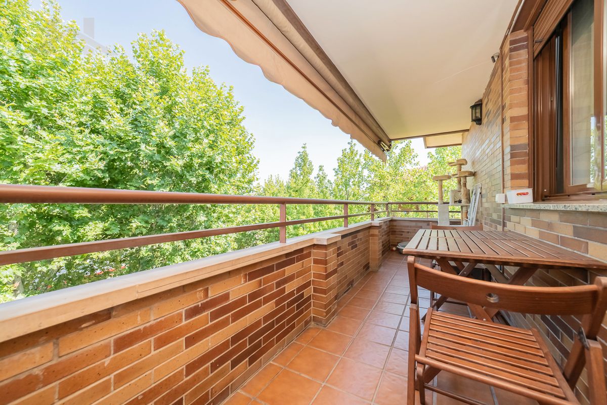 Terrassa de Pis en venda en Pozuelo de Alarcón amb Aire condicionat, Calefacció i Terrassa