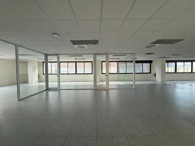 Oficina en Alquiler en Carrer CAN PI en Granvia LH