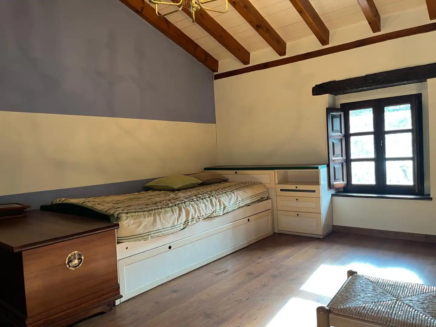 Habitación de Casa o chalet en venta en Cieza (Cantabria) con Jardín privado, Parquet y Balcón