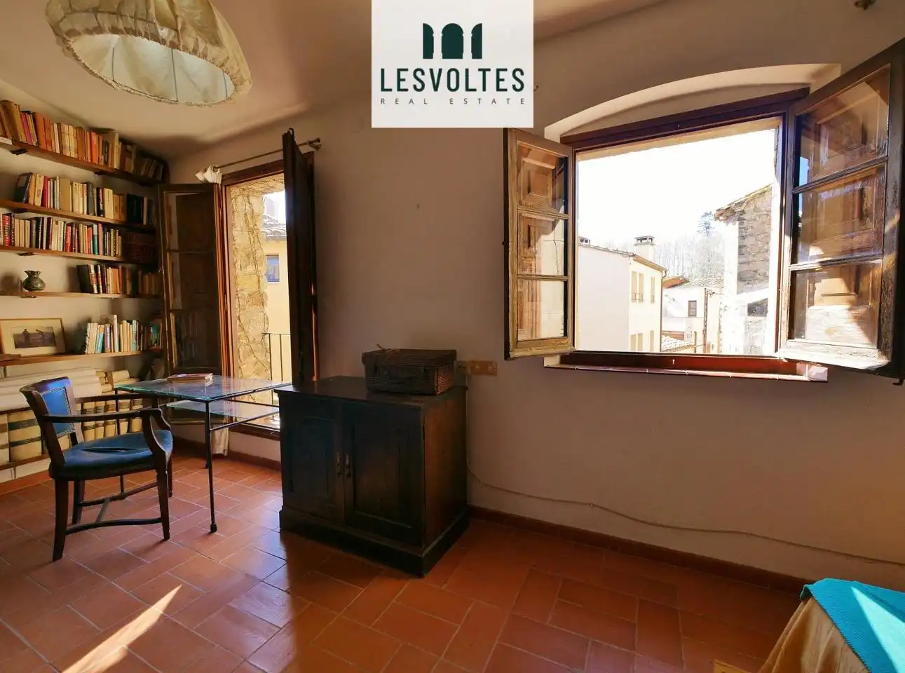 Sala d'estar de Casa adosada en venda en Corçà amb Calefacció, Terrassa i Balcó