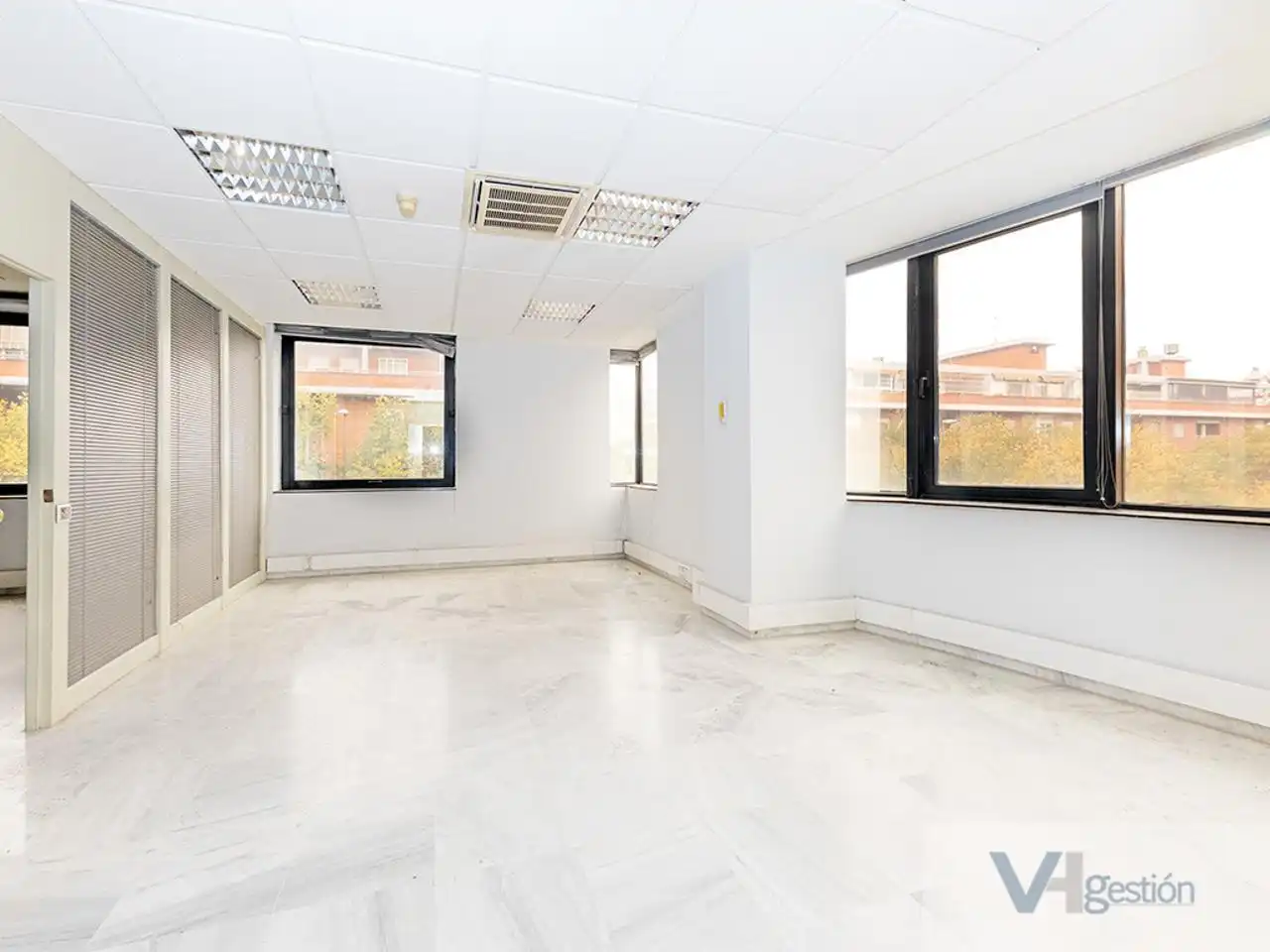 Office for sale in REINO UNIDO, El Cano - Los Bermejales